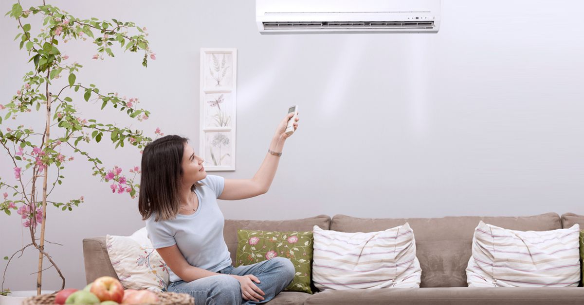 How does an air conditioner work