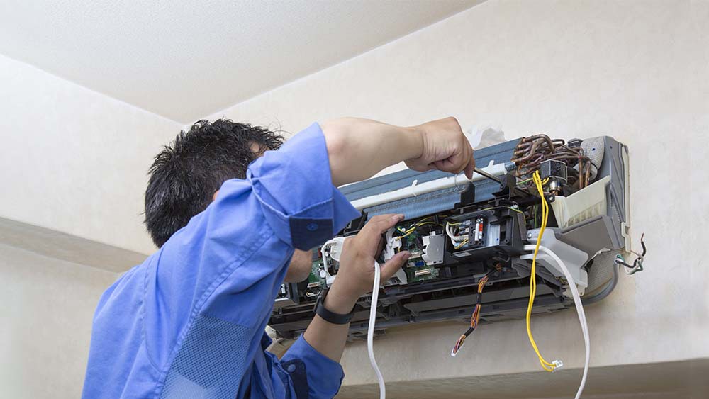 Your Universal Guide to AC Repair and Maintenance